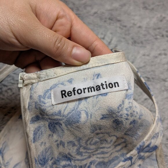 Reformation Noha Dress Blue White Floral Mini Slit Pompadour Size 2 - Picture 5 of 8